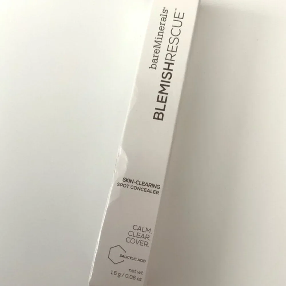 bareMinerals Tan Dark 4.5N Skin-clearing Spot Concealer
